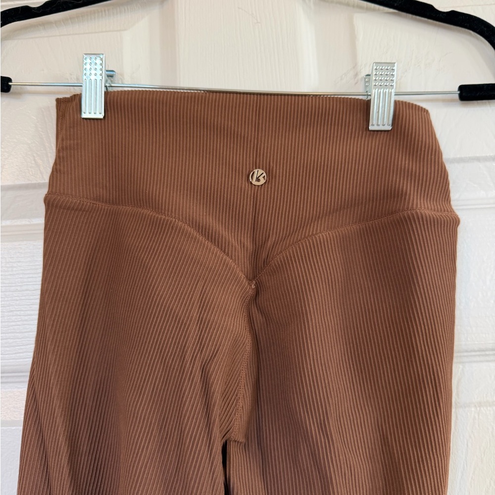 Buffbunny Material Girl Ribbed Leggings - Picture 3 of 5